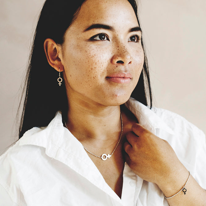 Örhängen Kvinna Stål